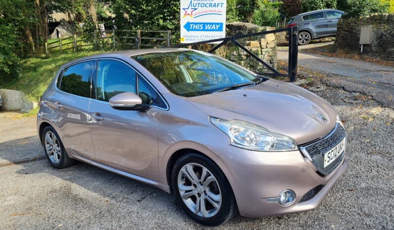 
								Used 2012 Peugeot 208 full									