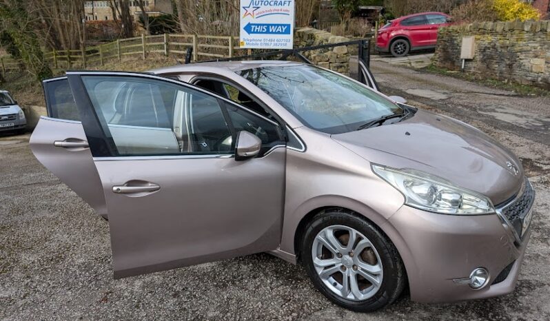 
								Used 2012 Peugeot 208 full									