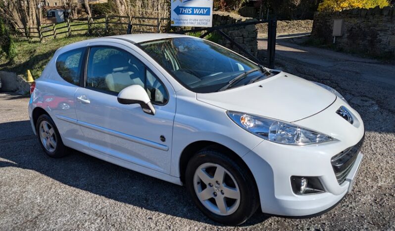 
								Used 2011 Peugeot 207 full									