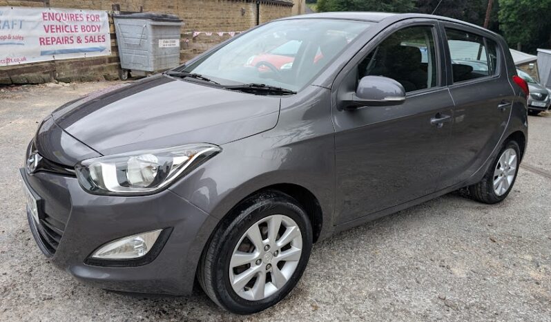 
								Used 2014 Hyundai Elantra full									