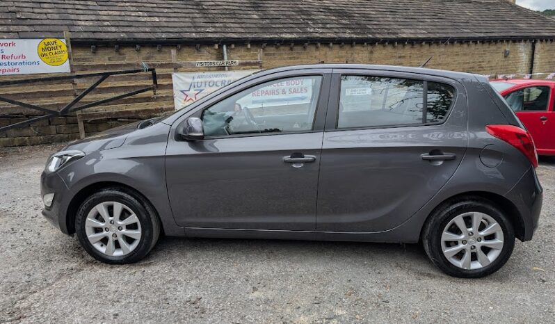 
								Used 2014 Hyundai Elantra full									