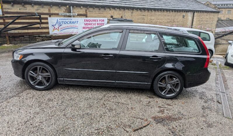 
								Used 2012 Volvo V50 full									