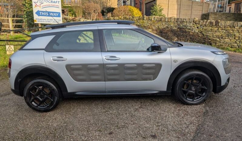 
								CITROEN C4 CACTUS, full									
