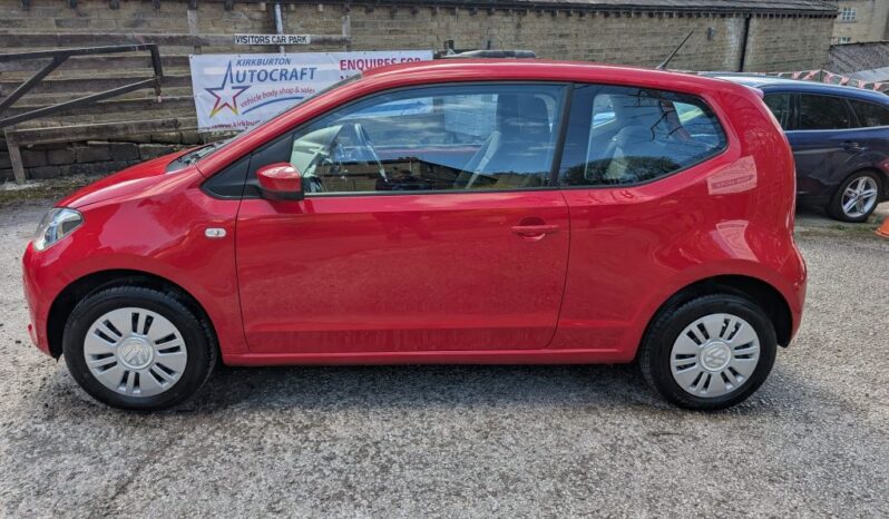 
								Used 2013 Volkswagen UP full									
