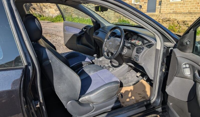 
								FORD FOCUS ST 170 full									
